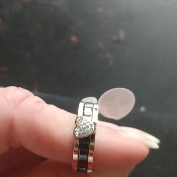 Looser Titanium stainless steel heart ring - Picture 7 of 7